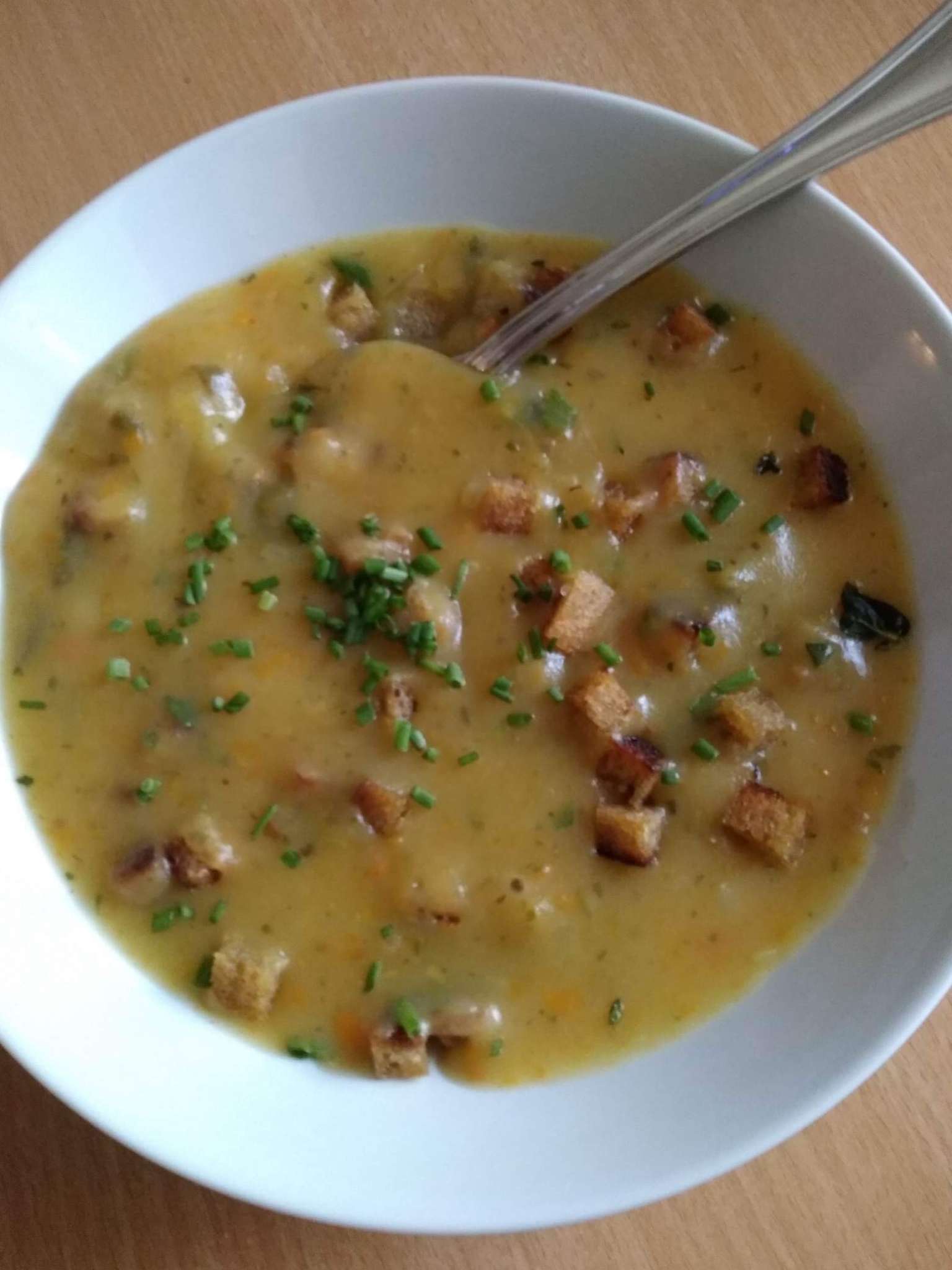 Kartoffelsuppe erobert Sterne - Küche