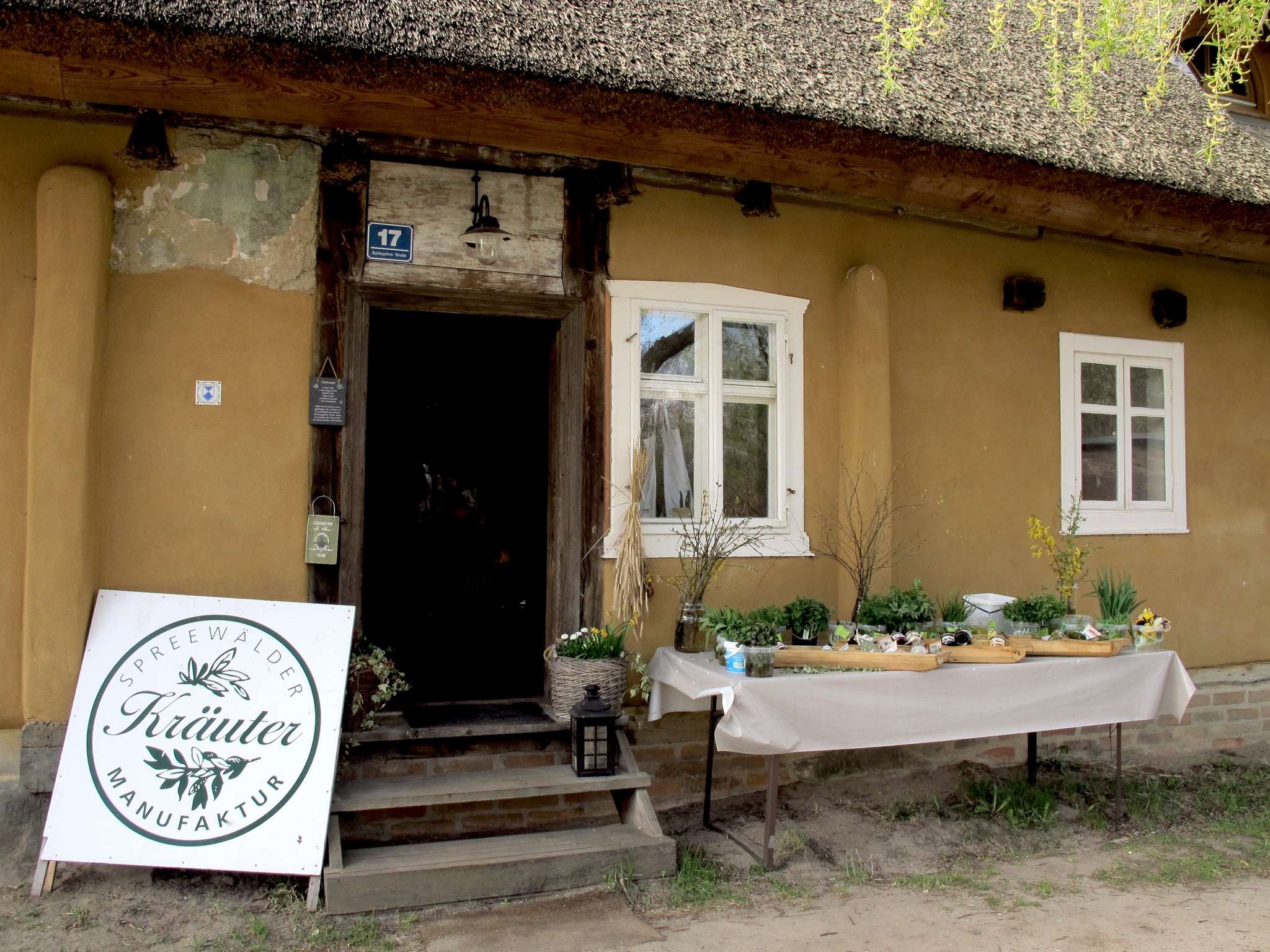 Träger der Kräuterwelle im Spreewald